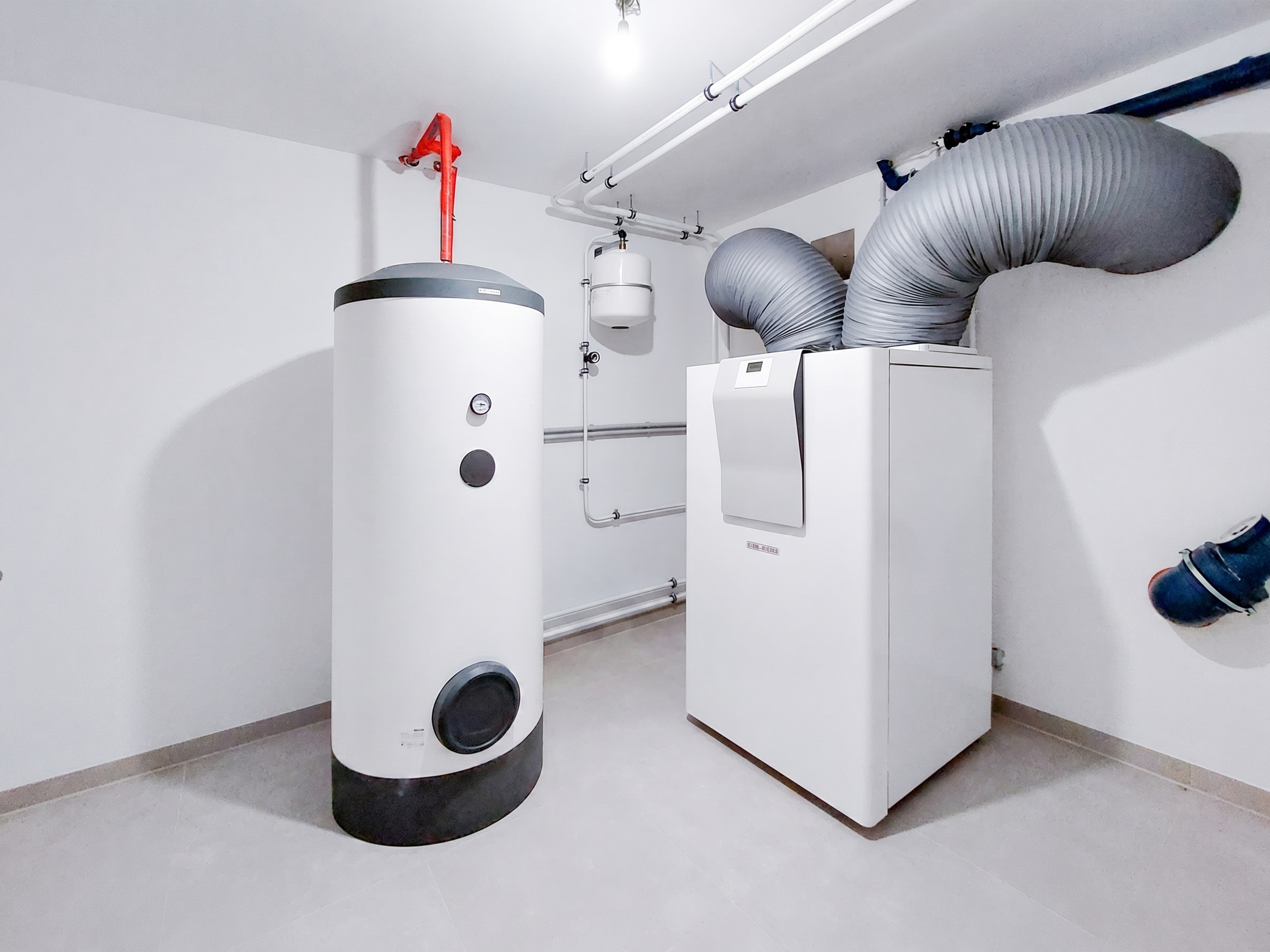 09_Dumreichergasse 148-H1_Wärmepumpe im Vollkeller.jpg