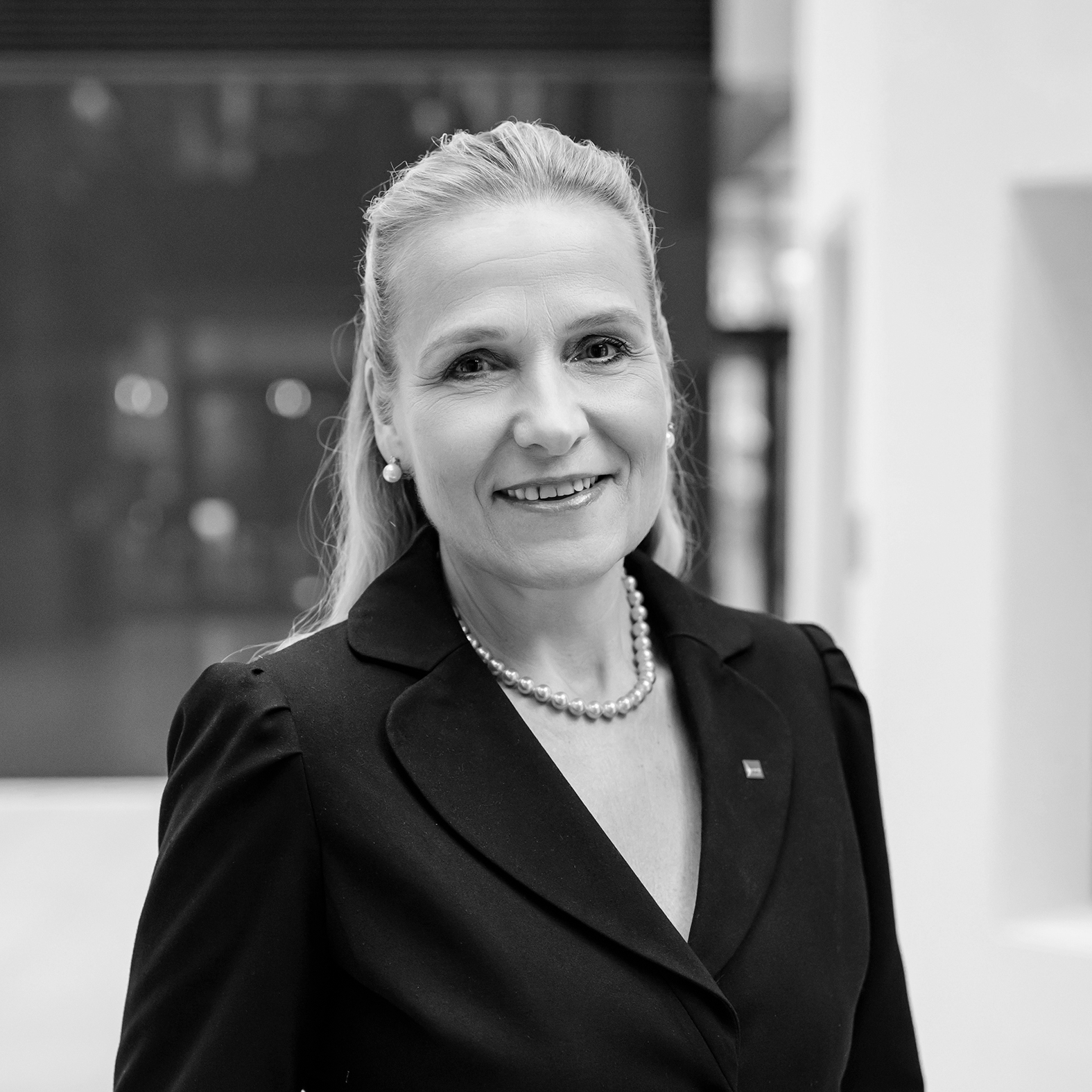 HypoVorarlberg_Wien_Roswitha-Klein(c)Marcel-A-Mayer_CMYK.png