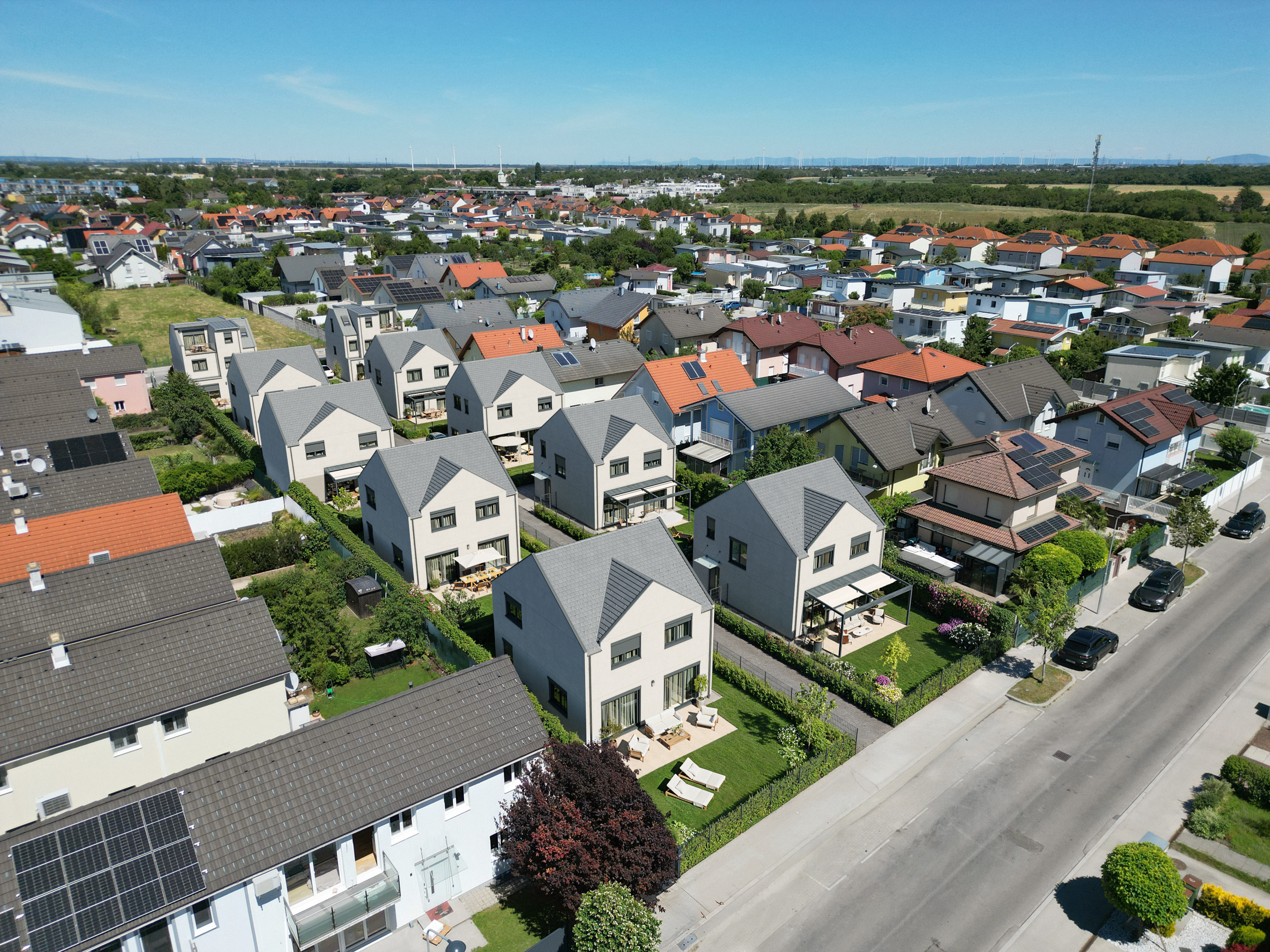 Mittelfeldweg 15