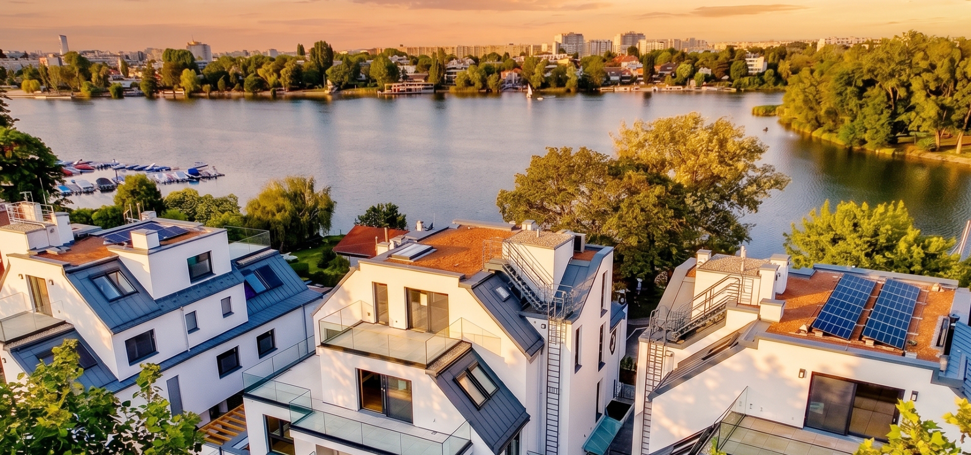 Website_Header_Franz-Loidl-Straße30_1920x900px_fischerstrand24-26.jpg